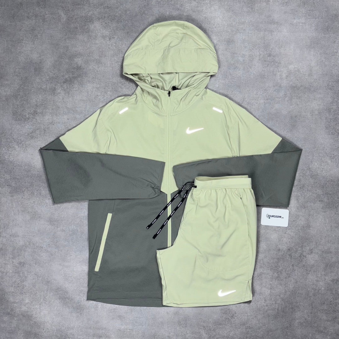Nike Uv Windrunner Jacket & 5” Flex Short Set Olive Aura