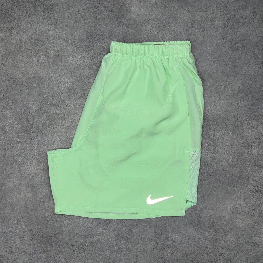 Nike Challenger Shorts 5" Vapour Green