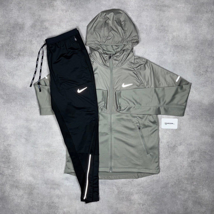 Nike Sphere Miler Repel Jacket Jade Green & Black Phenom Bottoms Set