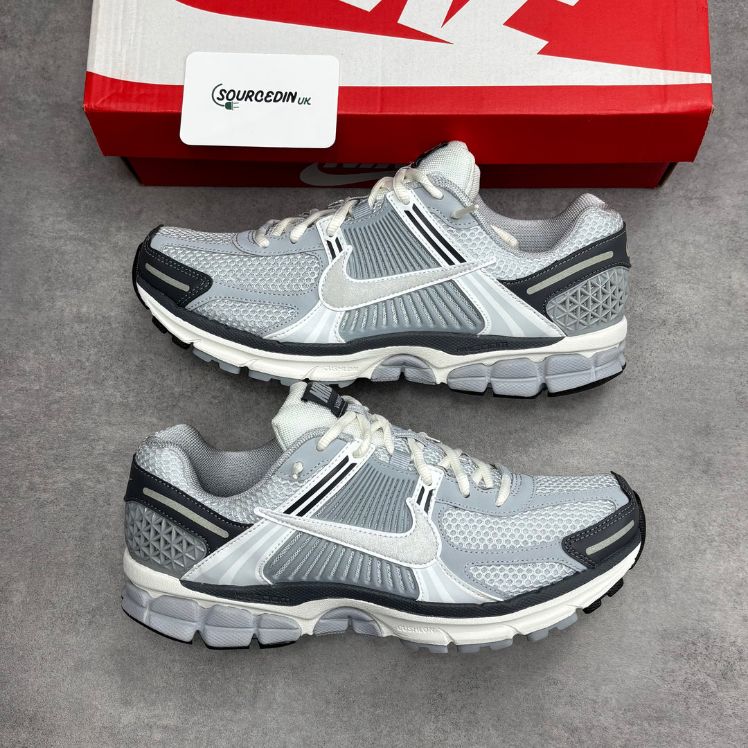 Nike Vomero 5 Pure Platinum Grey