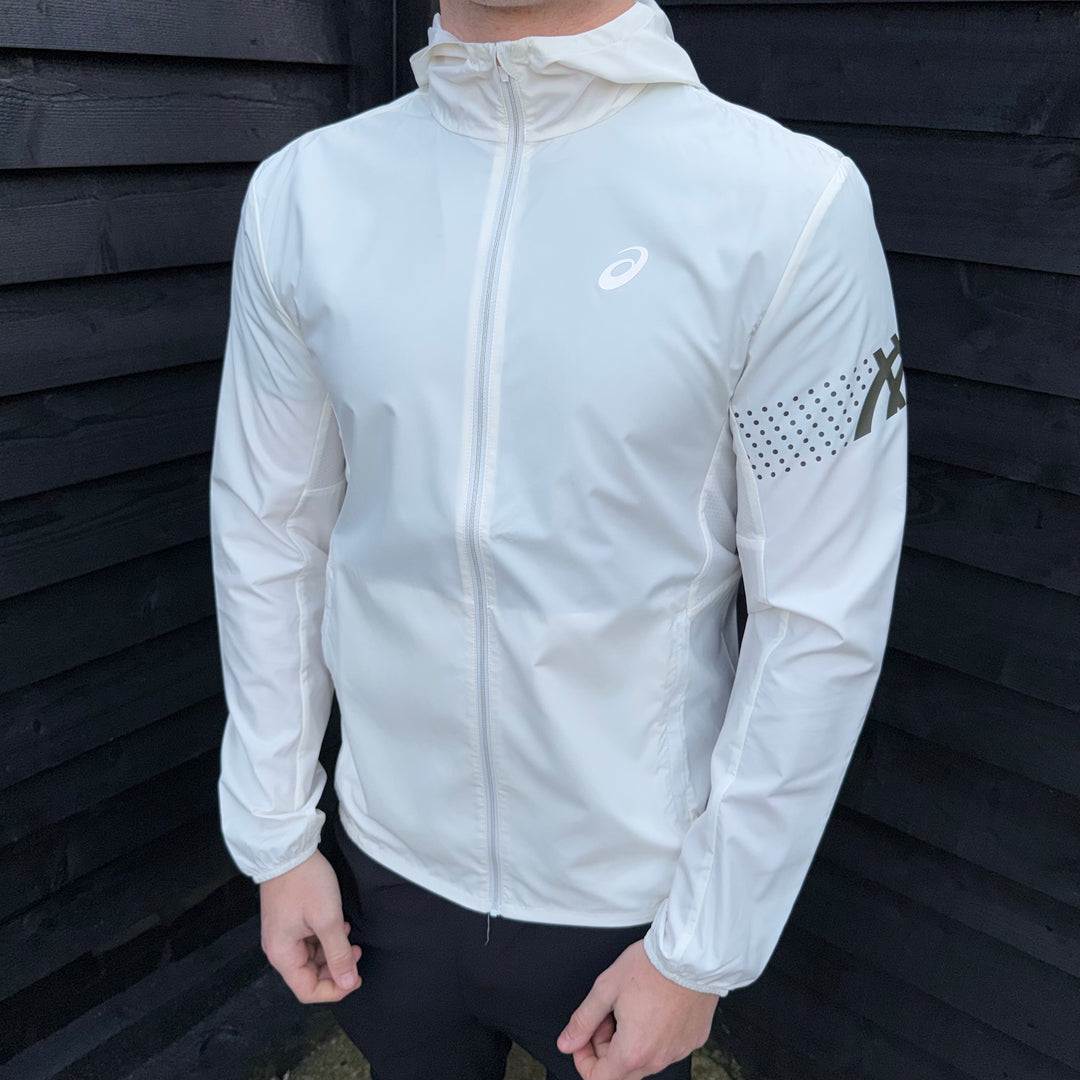 Asics Icon Windrunner Jacket Cream & 7” Black Icon Challenger Short Set