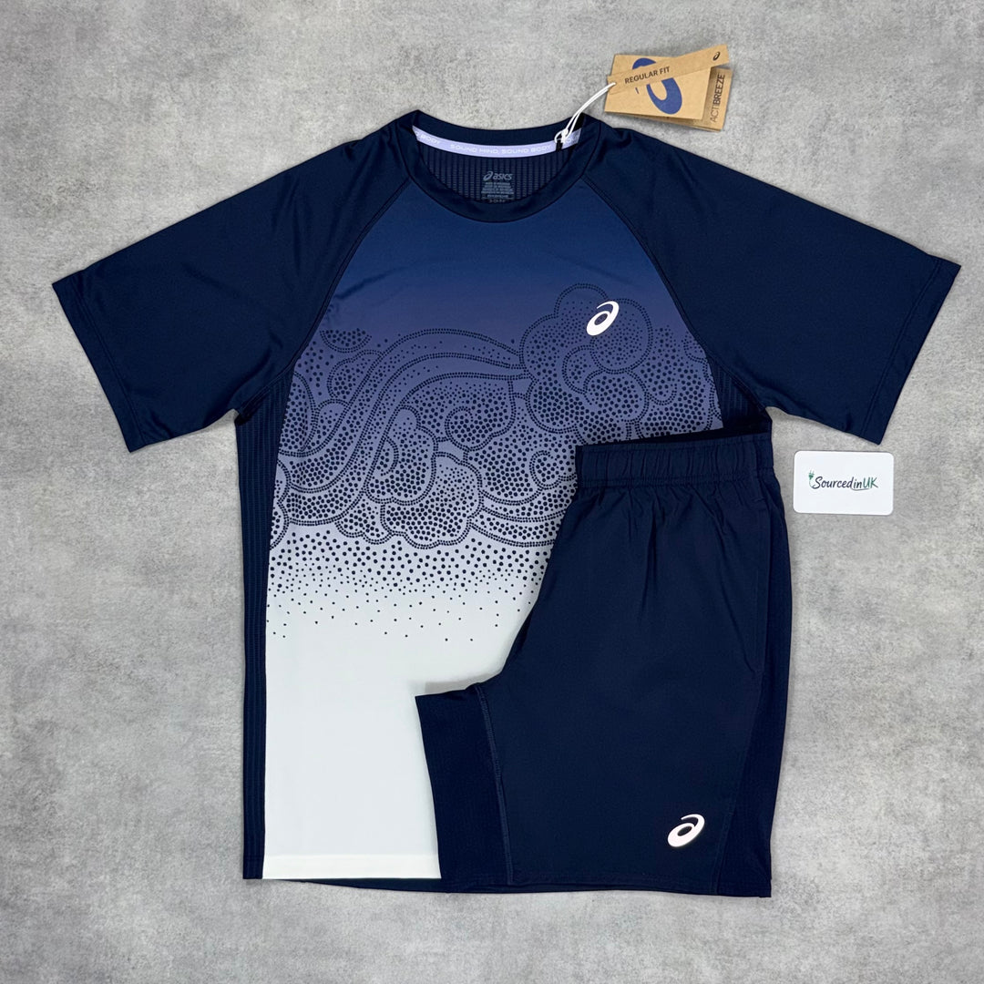 Asics Road Fade T-Shirt Midnight Navy & Midnight Navy 7” Core Challenger Shorts Set