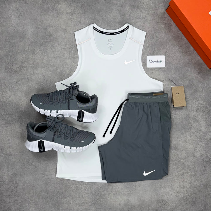 Nike Miler 2.0 Vest Metcon 5 Set Grey