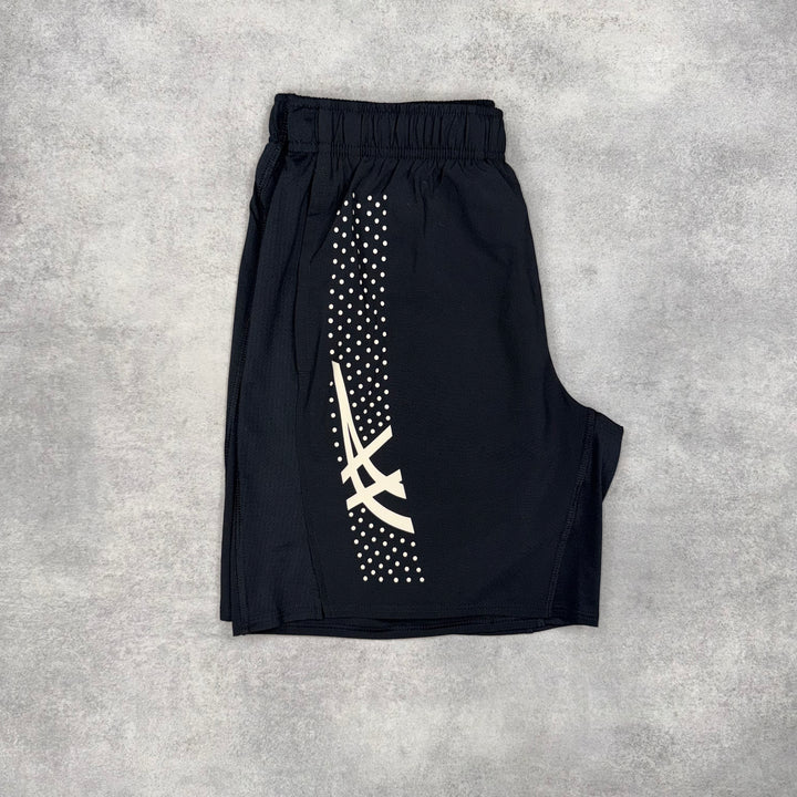 Asics Icon Windrunner Jacket Cream & 7” Black Icon Challenger Short Set