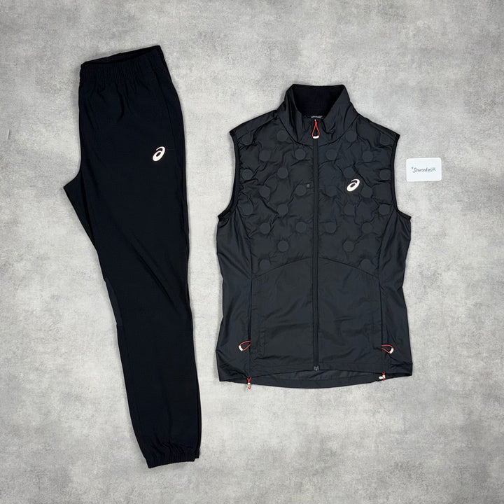 Asics Road Gilet & Black Core Pants Set