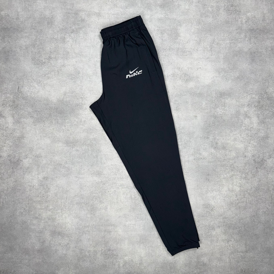 Nike Swoosh Tracksuit Black