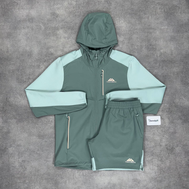 Trailberg Cloud Windrunner Jacket Willow Green & Willow Green 7” Challenger Short Set