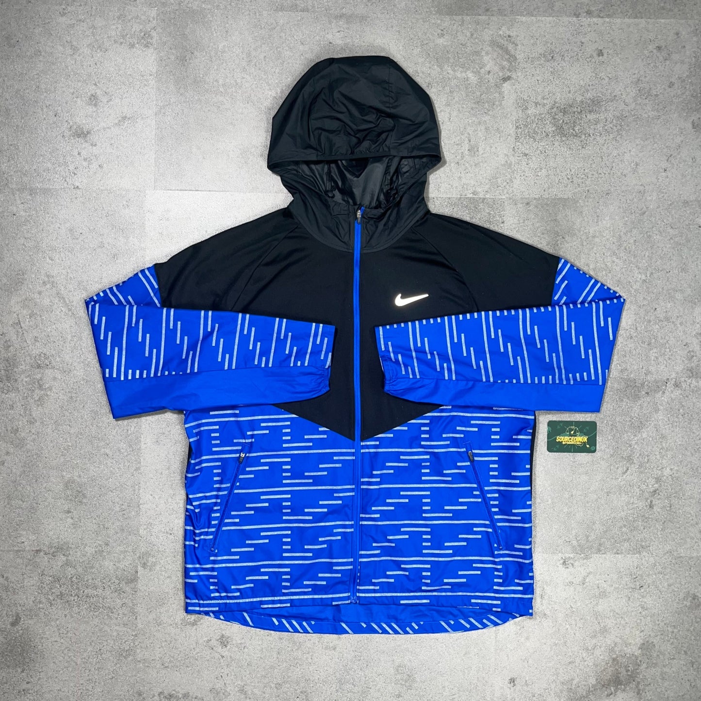 Nike Run Division Flash Jacket “Blue/Black”(Pre-Loved Large)