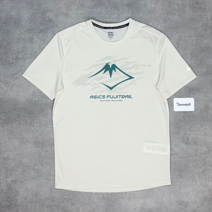 Asics Fujitrail T-Shirt Rainy Lake & Cold Moss 7” Curve Shorts Set