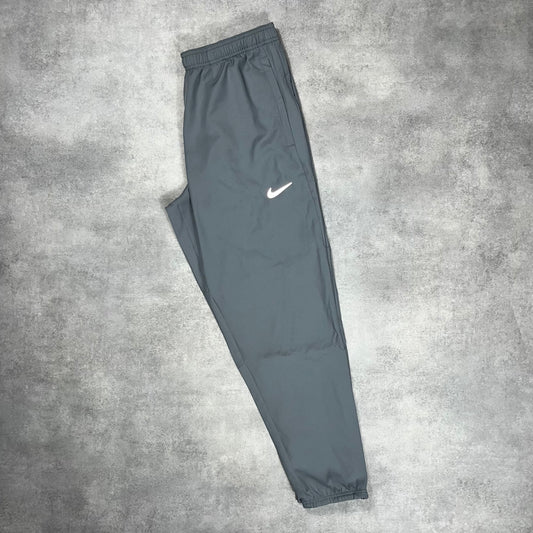 Nike Woven Challenger Bottoms "Grey"