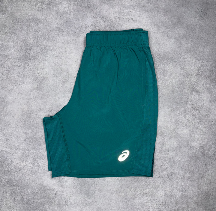 Asics Icon Challenger Shorts 7” Rainy Lake