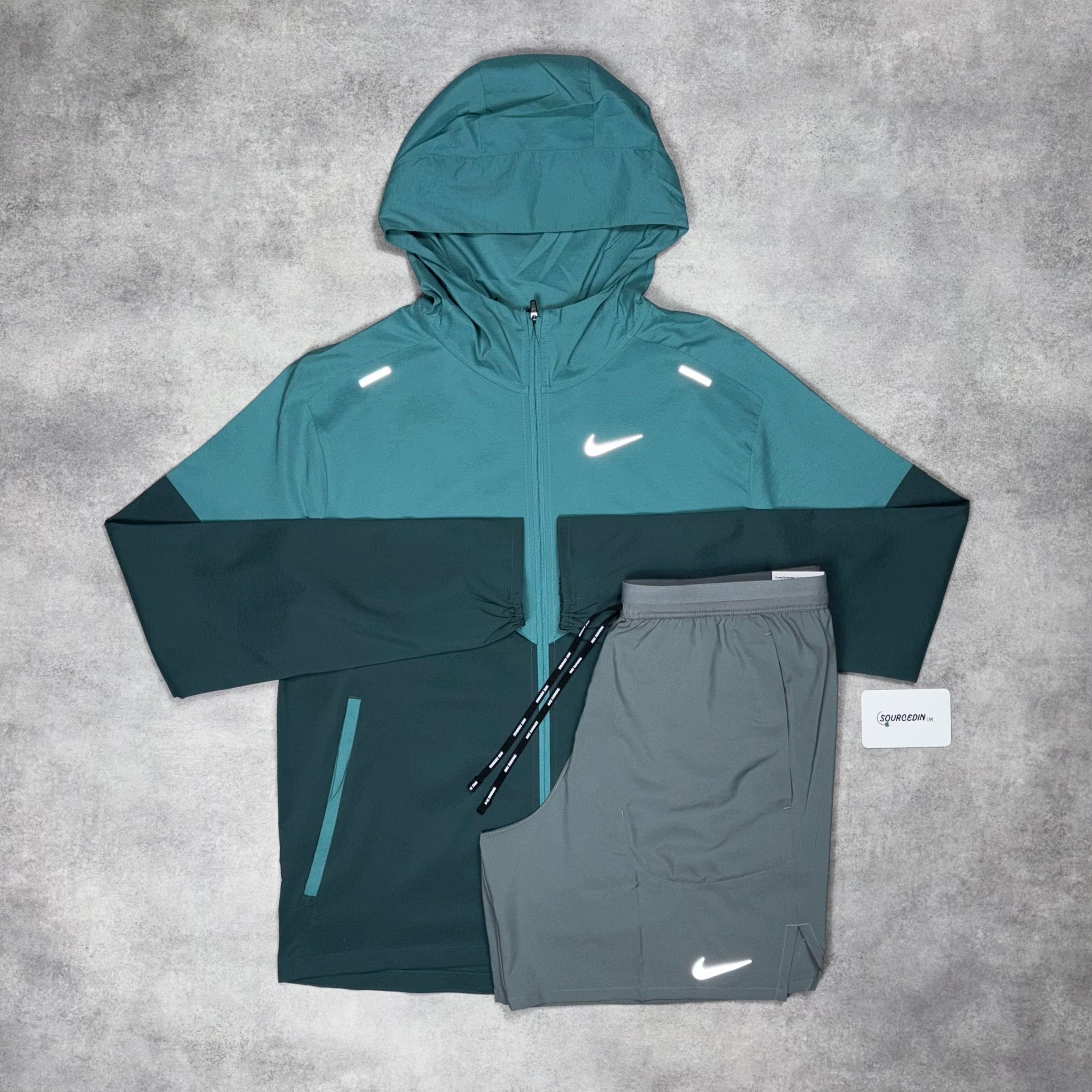 nike uv windrunner jacket mint
