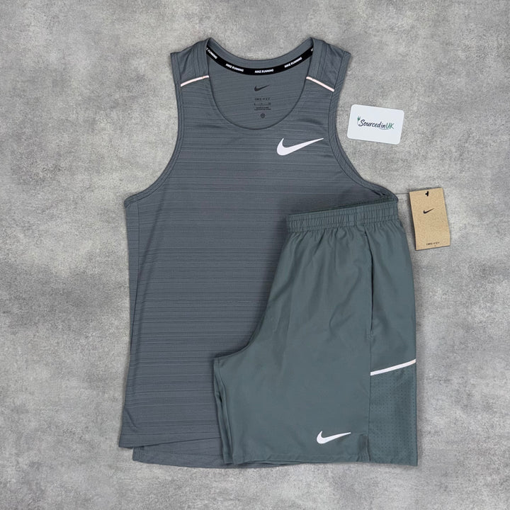 Nike Miler 1.0 Vest Metcon 5 Set Grey