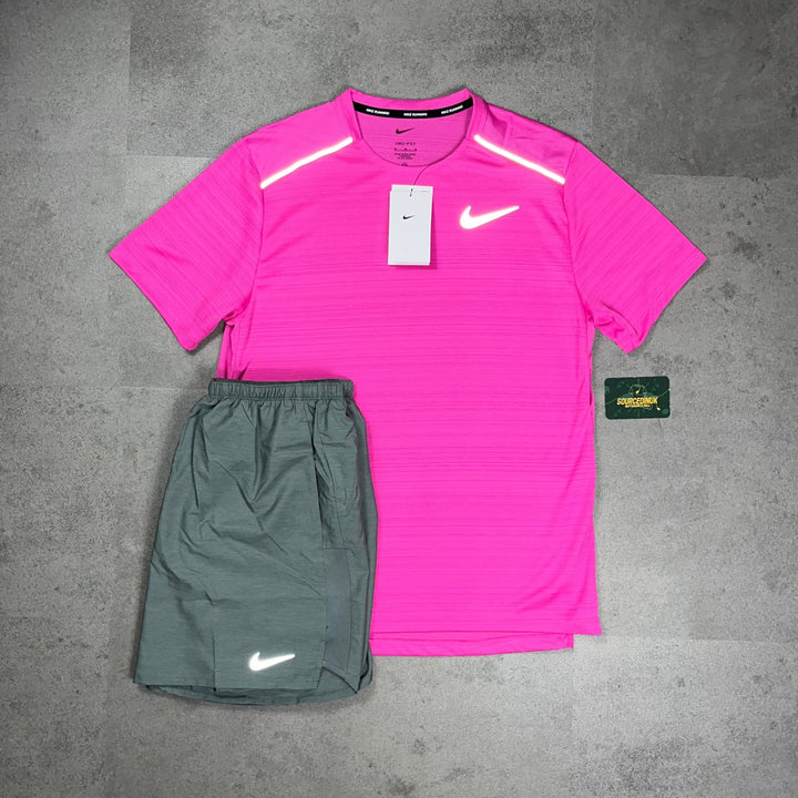 Nike Miler 1.0 T-Shirt Fuchsia Pink & Nike Challenger Short Black/Grey Set