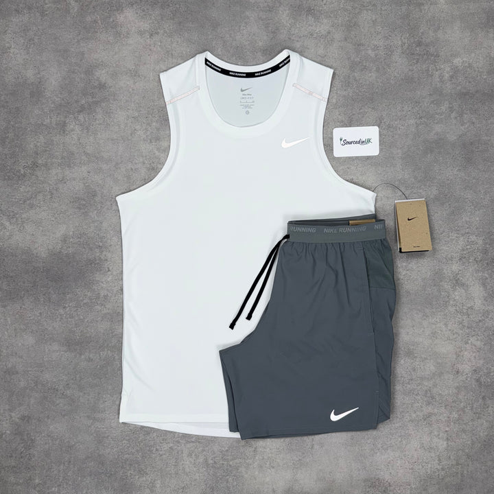Nike Miler Vest 2.0 Ice White & Grey Flex Stride Short Set