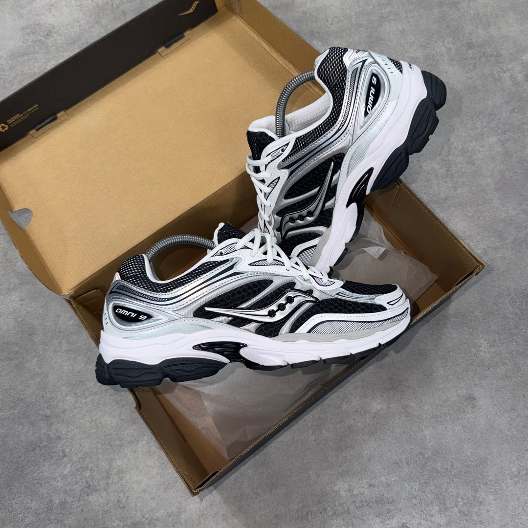 Saucony Pro Grid Omni 9 Black/White